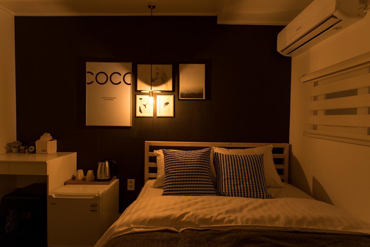Hotel Neat House Hongdae Seul Esterno foto